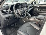 2022 Toyota Highlander AWD SUV for sale #J2007A - photo 7