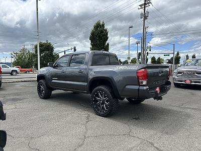 2017 Toyota Tacoma Double Cab 4x4 Pickup for sale #R3949C - photo 2