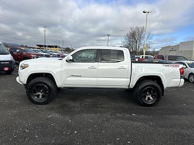 Used 2017 Toyota Tacoma SR5 Double Cab for sale #R4144A - photo 2