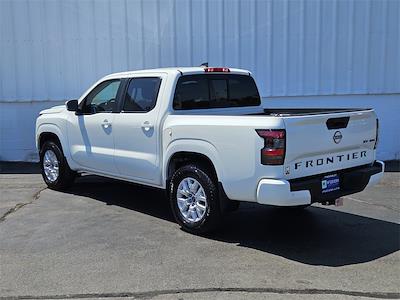 2022 Nissan Frontier Crew Cab 4x4 Pickup for sale #C1054AA - photo 2