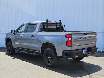 2019 Chevrolet Silverado 1500 Crew Cab 4WD Pickup for sale #HY3346XA - photo 2