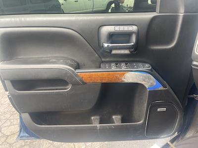 Used 2017 Chevrolet Silverado 2500 - photo 1