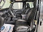 Used 2021 Jeep Gladiator High Altitude Crew Cab 4WD Pickup for sale #CVP5019 - photo 13
