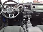 2021 Jeep Gladiator Crew Cab 4x4 Pickup for sale #P9063 - photo 9