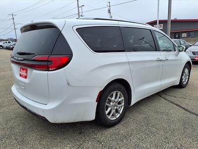 2021 Chrysler Pacifica FWD Minivan for sale #P9066 - photo 2