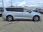 2023 Chrysler Pacifica FWD Minivan for sale #P9088 - photo 3