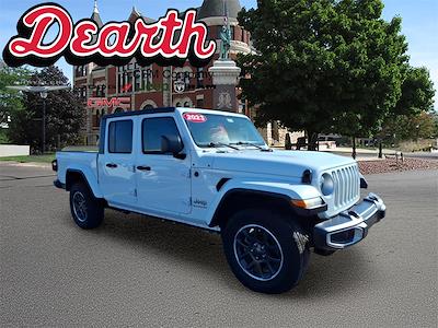 Used 2023 Jeep Gladiator - photo 1