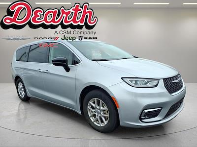 2024 Chrysler Pacifica FWD Minivan for sale #P9339 - photo 1