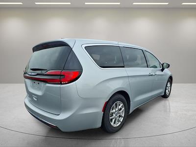 2024 Chrysler Pacifica FWD Minivan for sale #P9339 - photo 2