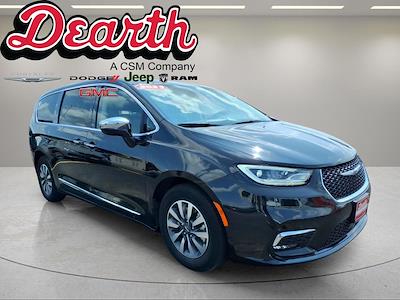 2023 Chrysler Pacifica FWD Minivan for sale #P9374 - photo 1