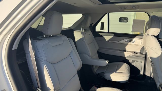 New 2026 Ford Explorer - photo 15