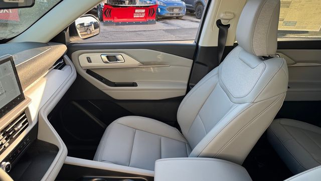 New 2026 Ford Explorer - photo 25