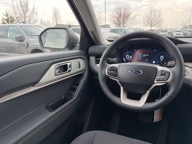 New 2026 Ford Explorer - photo 18