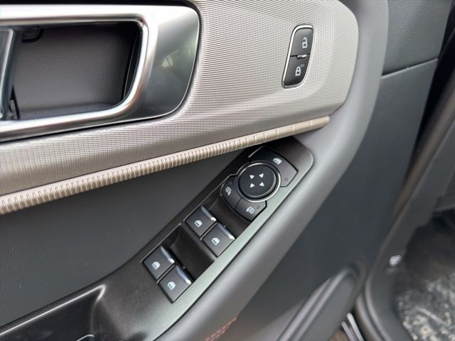 New 2026 Ford Explorer - photo 21