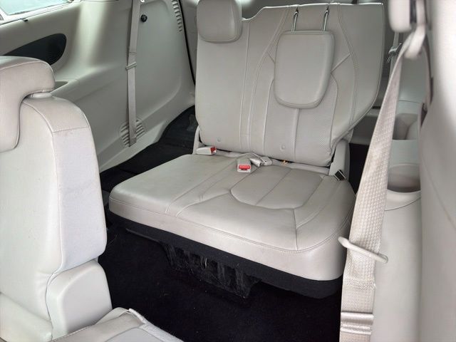 Used 2019 Chrysler Pacifica - photo 17