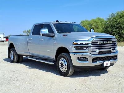 New 2026 Ram 3500 Laramie Crew Cab 4x4 DRW Pickup for sale #201999 - photo 1