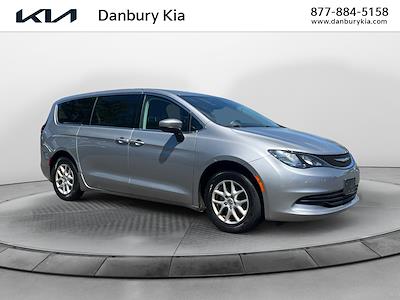 2017 Chrysler Pacifica FWD Minivan for sale #K8689 - photo 1