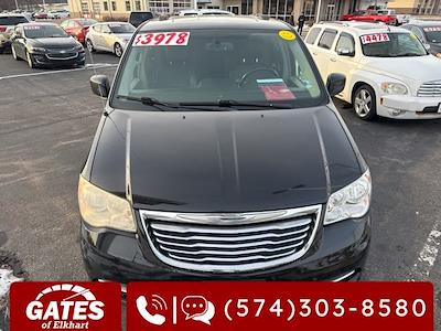 Used 2014 Chrysler Town and Country Minivan for sale #E5223P1B - photo 2