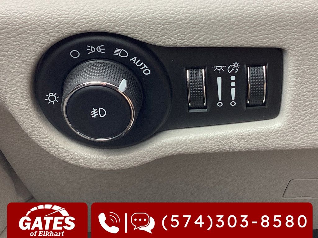 Used 2018 Chrysler Pacifica - photo 29