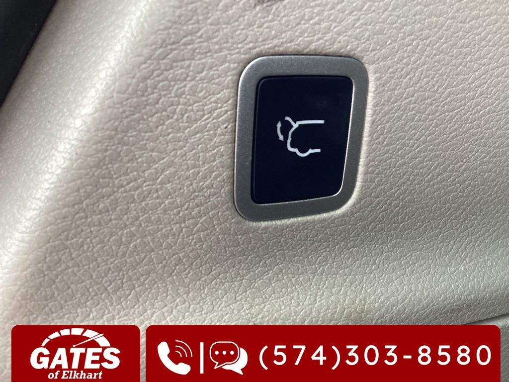 Used 2023 Chrysler Pacifica - photo 15