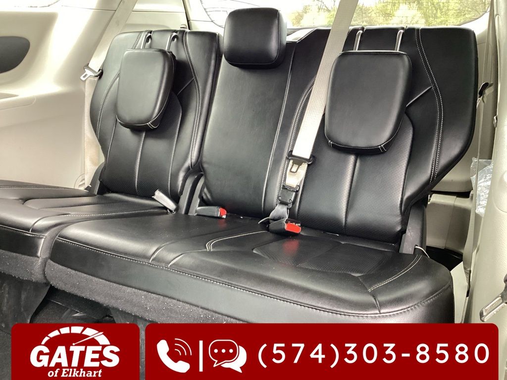 Used 2023 Chrysler Pacifica - photo 18