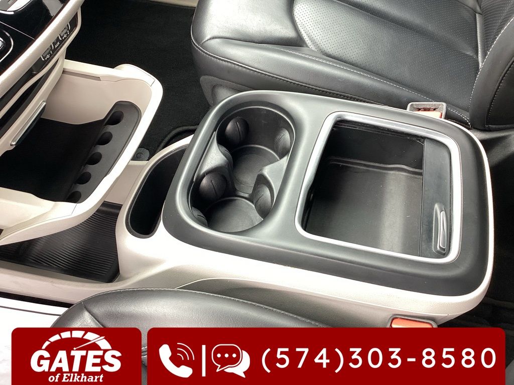 Used 2023 Chrysler Pacifica - photo 35