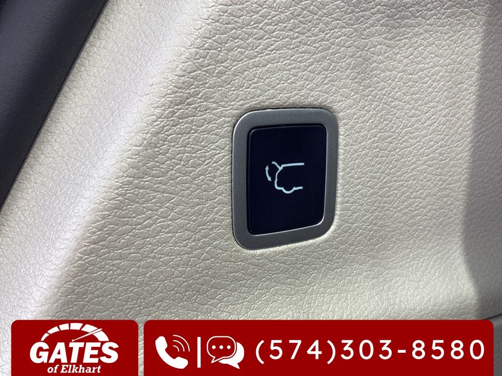 Used 2023 Chrysler Pacifica - photo 13