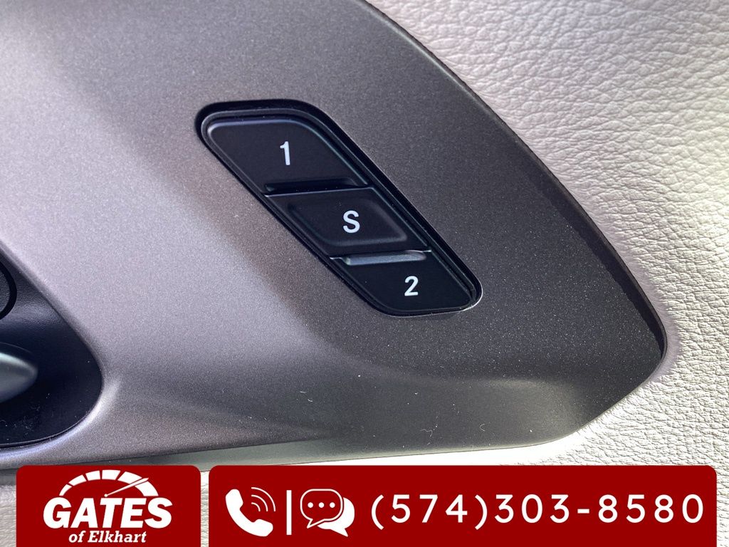 Used 2023 Chrysler Pacifica - photo 28
