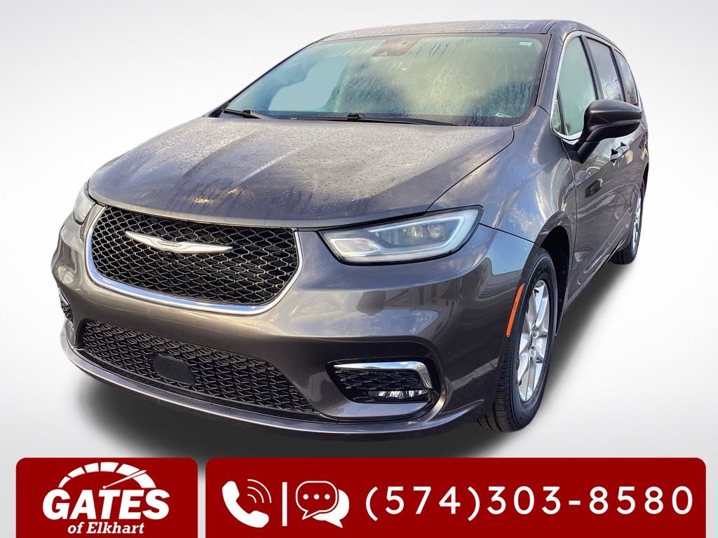 Used 2023 Chrysler Pacifica - photo 7