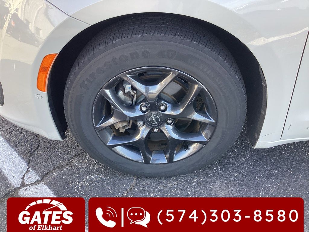 Used 2020 Chrysler Pacifica - photo 40