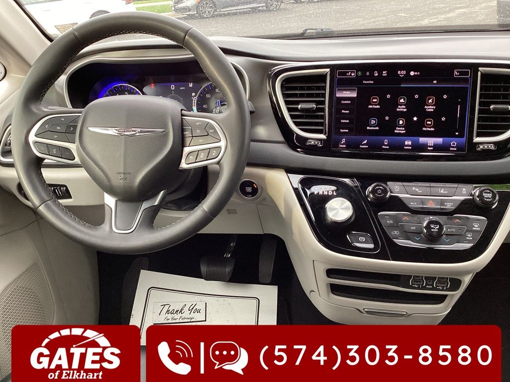Used 2023 Chrysler Pacifica - photo 18