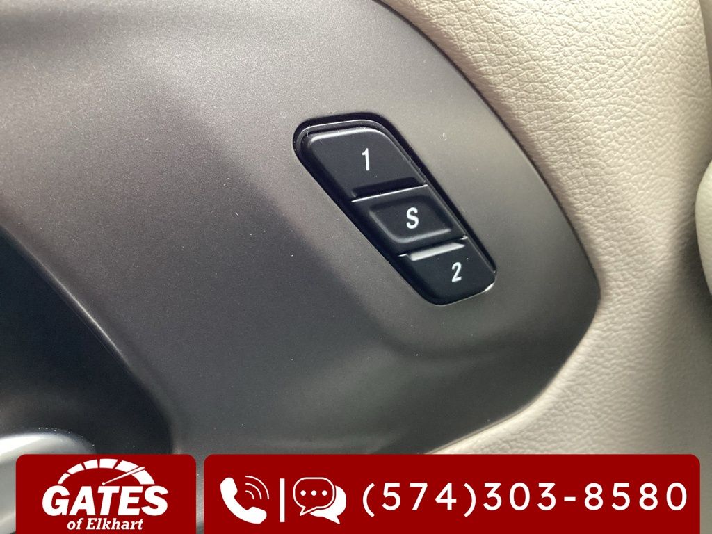 Used 2023 Chrysler Pacifica - photo 28