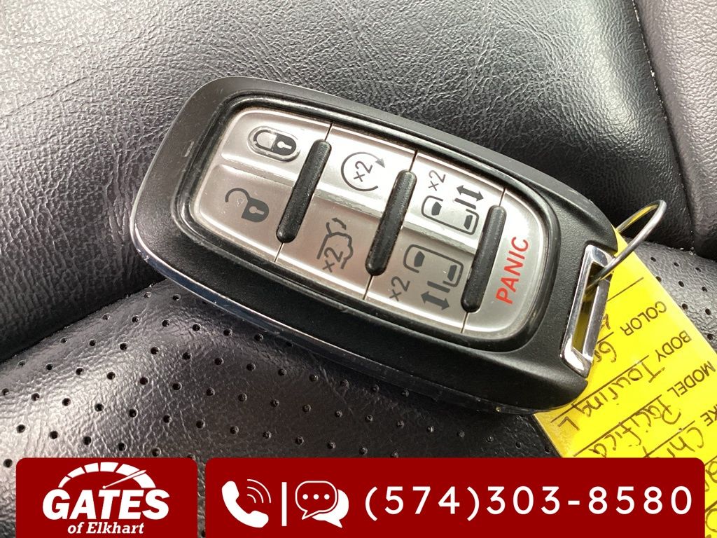 Used 2023 Chrysler Pacifica - photo 33