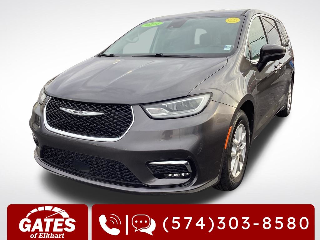 Used 2023 Chrysler Pacifica - photo 7