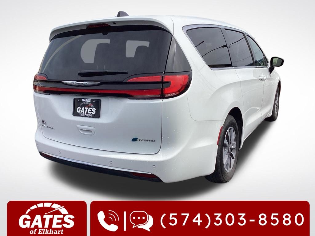 Used 2024 Chrysler Pacifica - photo 12