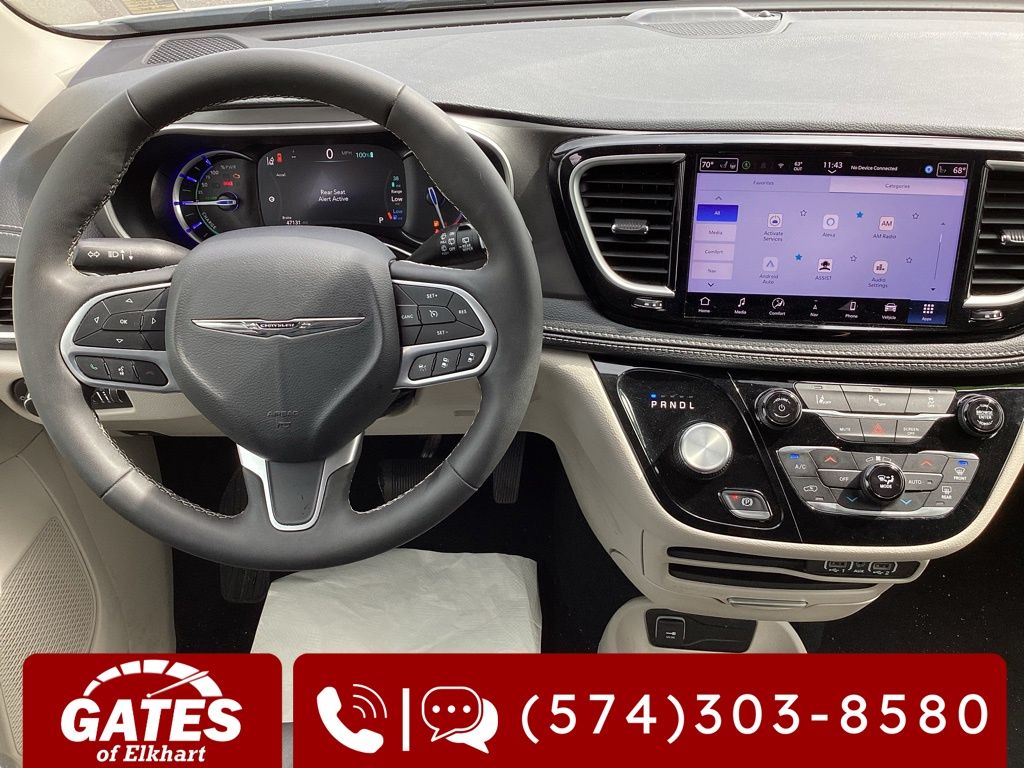 Used 2024 Chrysler Pacifica - photo 22
