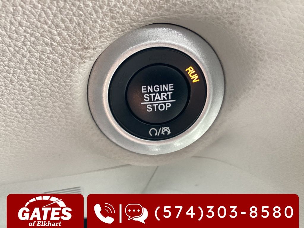 Used 2024 Chrysler Pacifica - photo 29