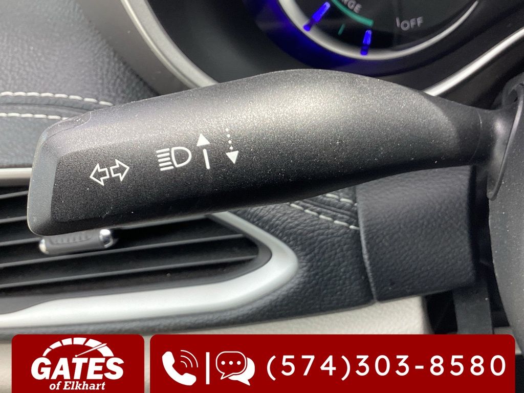 Used 2024 Chrysler Pacifica - photo 33