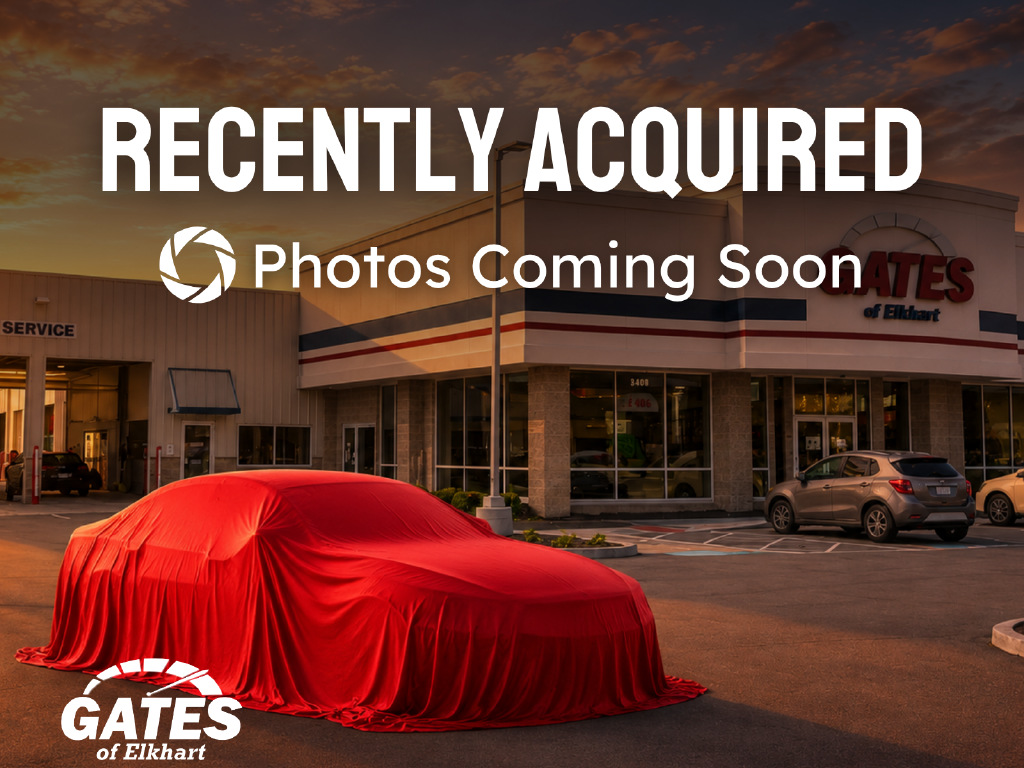 Used 2024 Chrysler Pacifica - photo 1