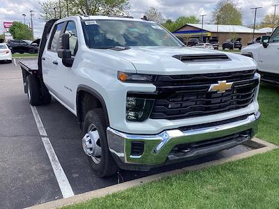 New 2025 Chevrolet Silverado 3500 Work Truck Crew Cab 4x4 9' 6" Knapheide Steel Flatbed Truck with Gooseneck Hitch for sale #M12566 - photo 1