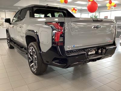2025 Chevrolet Silverado EV Crew Cab AWD Pickup for sale #M12601 - photo 2