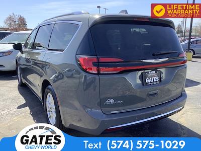 Used 2021 Chrysler Pacifica Touring L FWD Minivan for sale #M7201P - photo 2