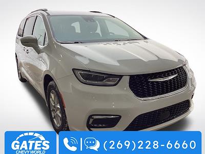 2022 Chrysler Pacifica FWD Minivan for sale #M8322P - photo 1