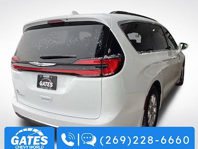 2022 Chrysler Pacifica FWD Minivan for sale #M8322P - photo 2