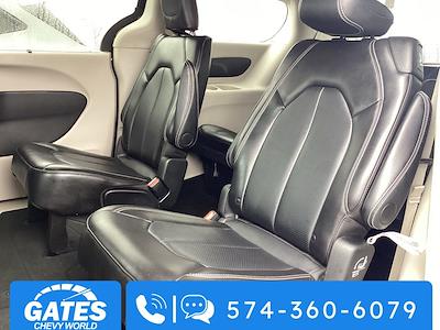 Used 2024 Chrysler Pacifica - photo 1