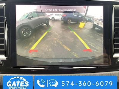 Used 2024 Chrysler Pacifica - photo 1