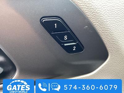 Used 2024 Chrysler Pacifica - photo 1