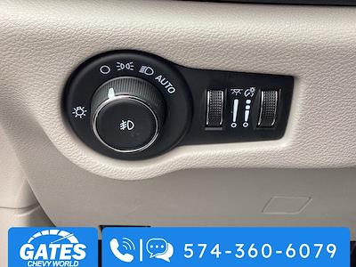 Used 2024 Chrysler Pacifica - photo 1