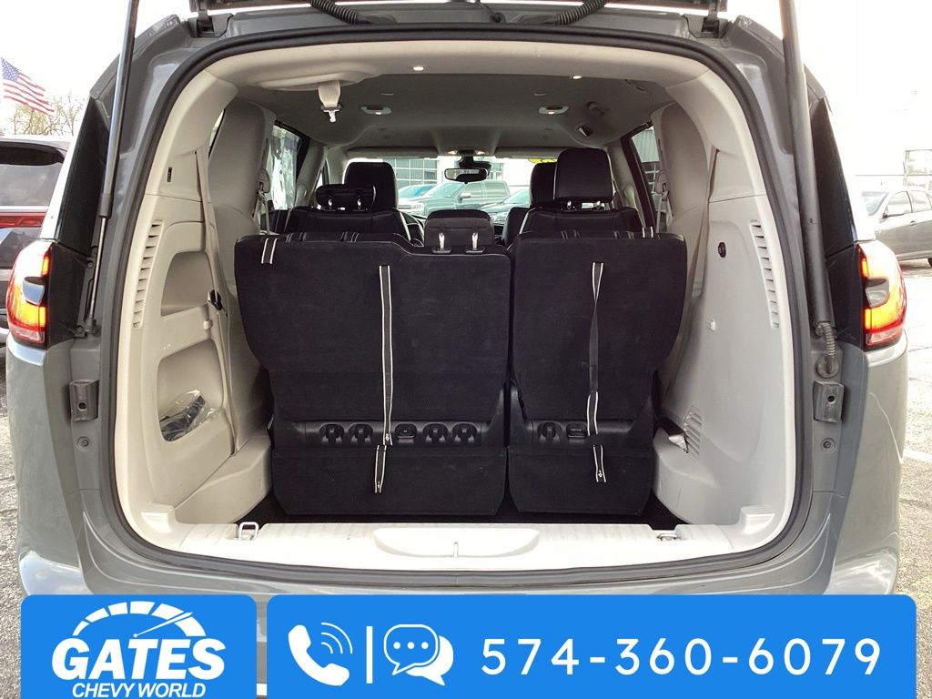 Used 2023 Chrysler Pacifica - photo 13