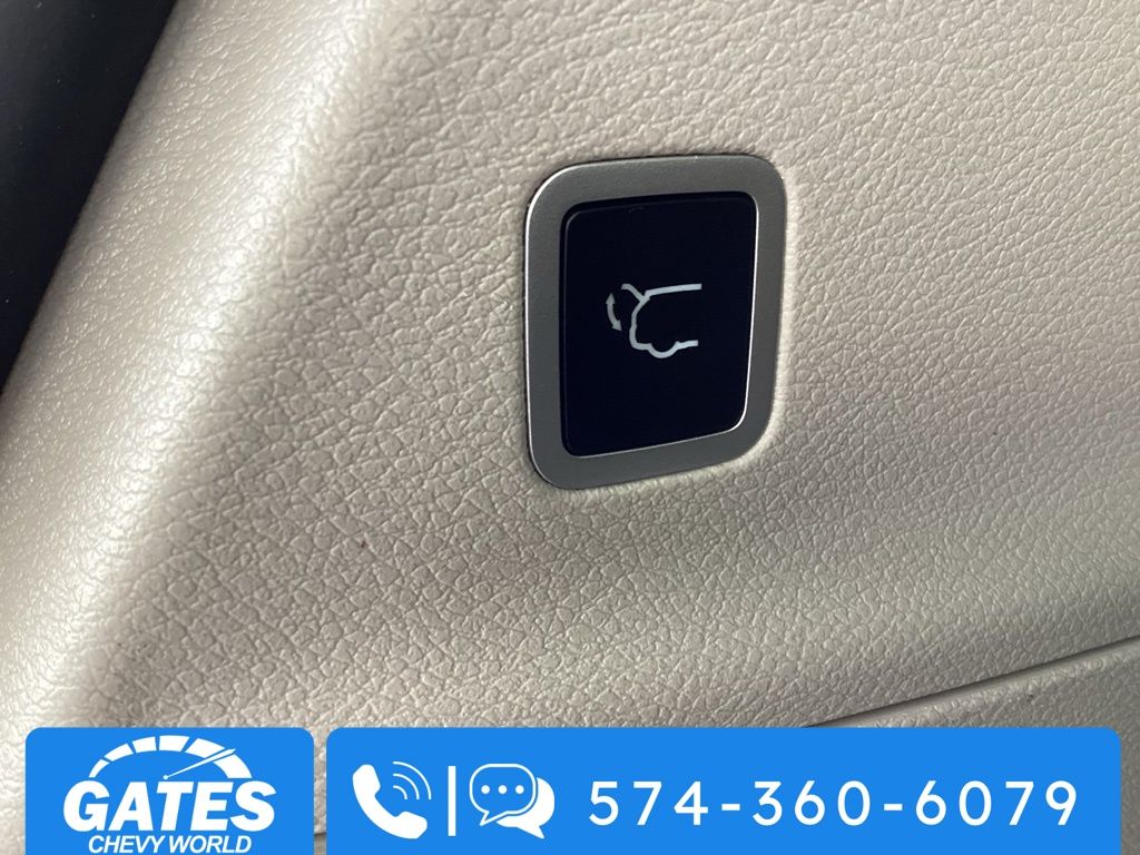 Used 2023 Chrysler Pacifica - photo 15